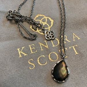 Kendra Scott Necklace